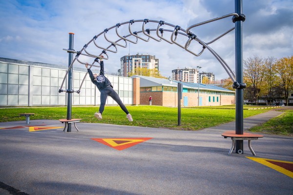 Monkey bar archway J5908® playgrounds acti’fun acti’ninja image photo